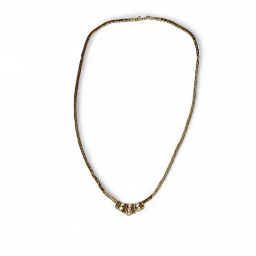 Vintage gold‎ tone 16 inch necklace with crystal accent